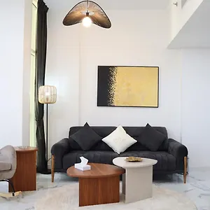 2br Hidden Gem - Masdar شقة